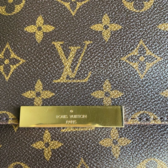 Louis Vuitton Favorite MM - Picture 14 of 16